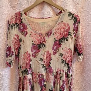 Vintage Pink Floral Crinkle Maxi Dress